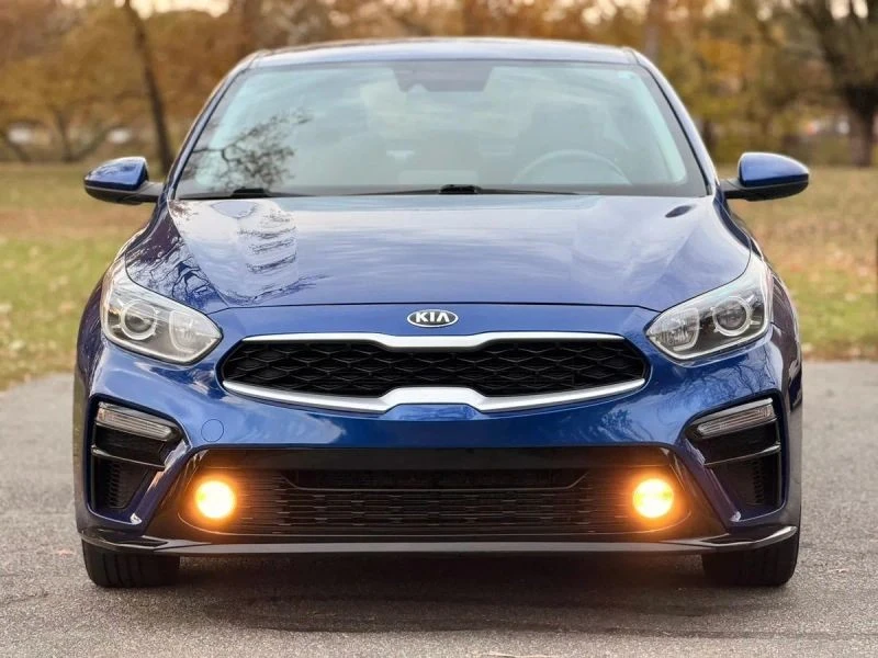 2019 Kia Forte - Image 11 of 12