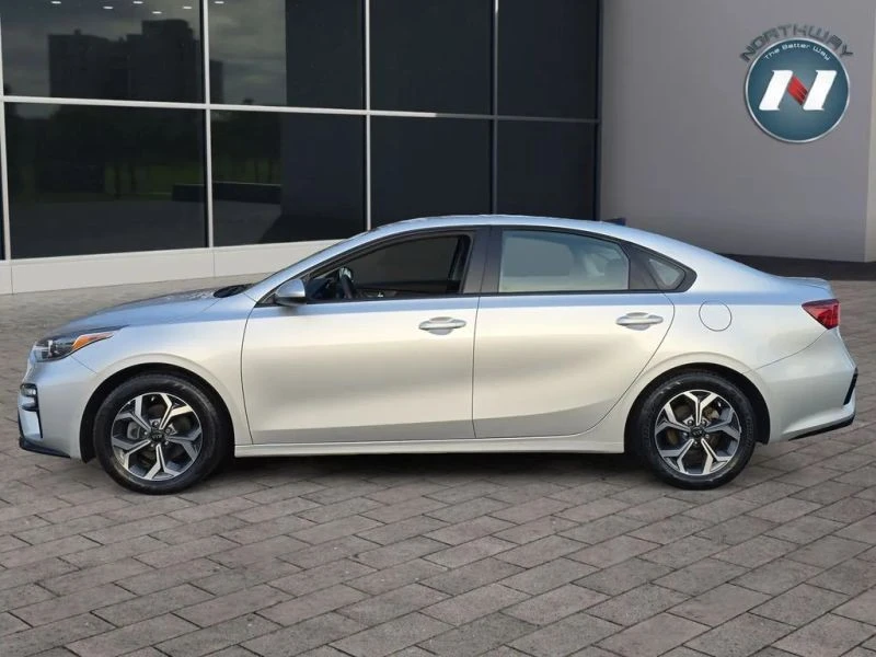 2019 Kia Forte - Image 2 of 12