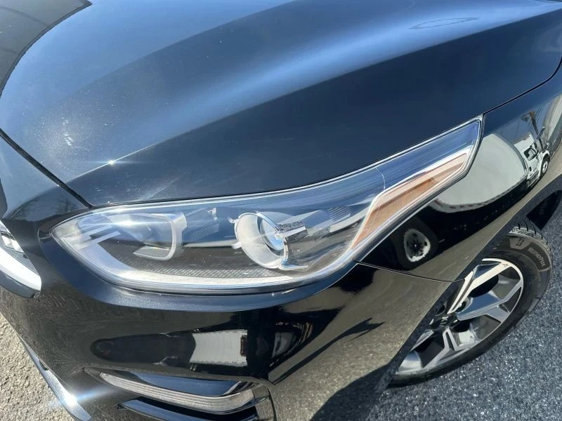 2019 Kia Forte - Image 10 of 12