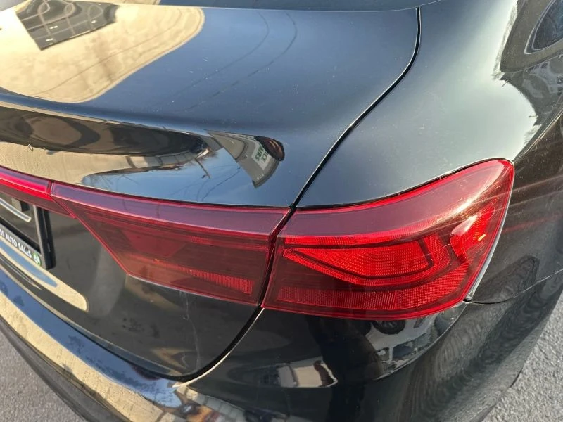 2019 Kia Forte - Image 11 of 12