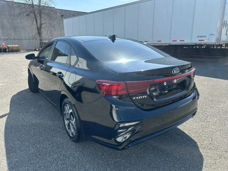 2019 Kia Forte - Image 7 of 12