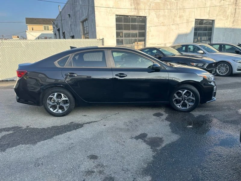 2019 Kia Forte - Image 3 of 12
