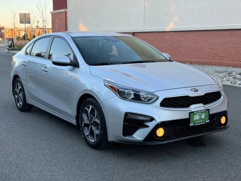 2019 Kia Forte - Image 3 of 12