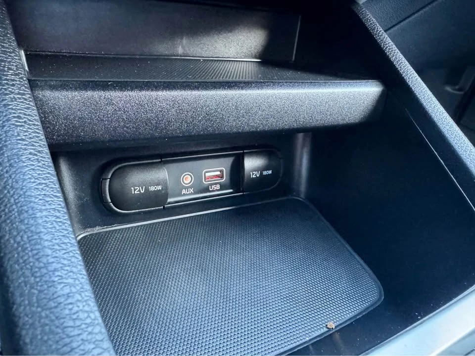 2019 Kia Forte - Image 17 of 20