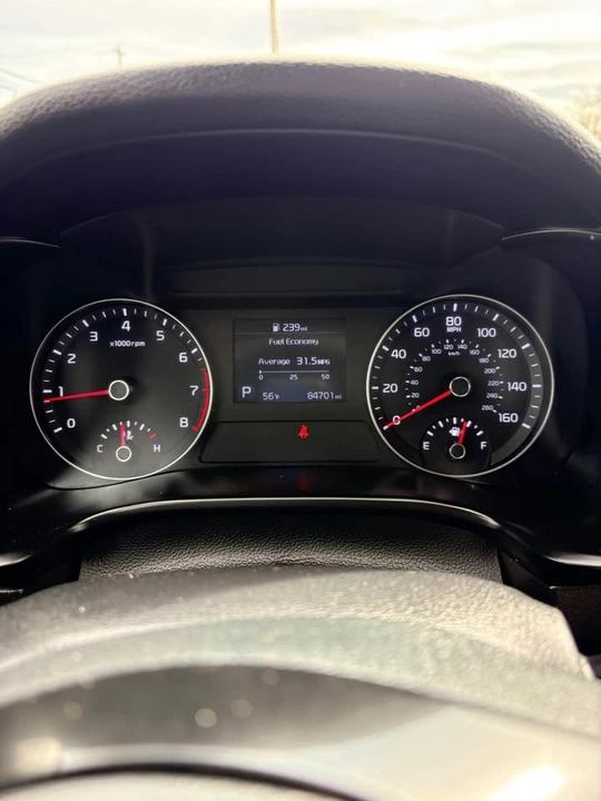 2019 Kia Forte - Image 5 of 13