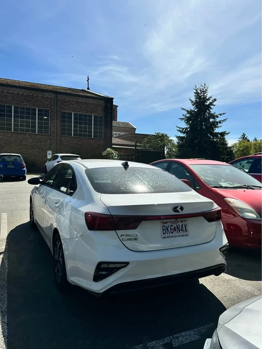 2019 Kia Forte - Image 2 of 10