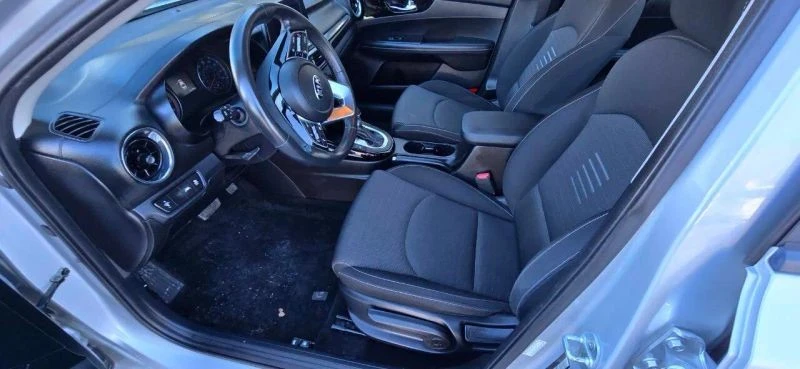 2019 Kia Forte - Image 6 of 7