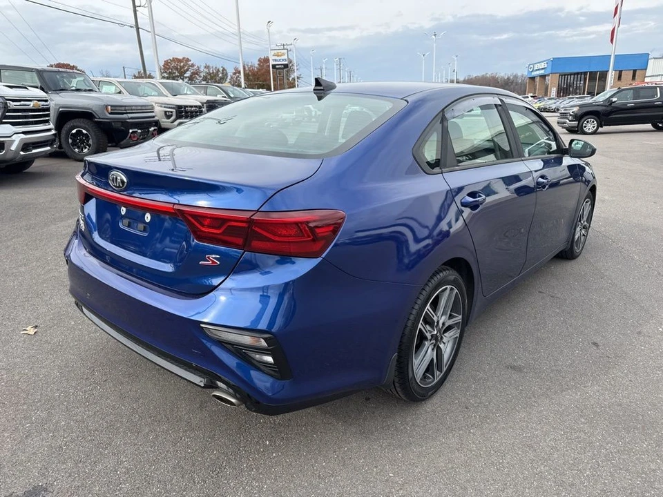 2019 Kia Forte - Image 5 of 12