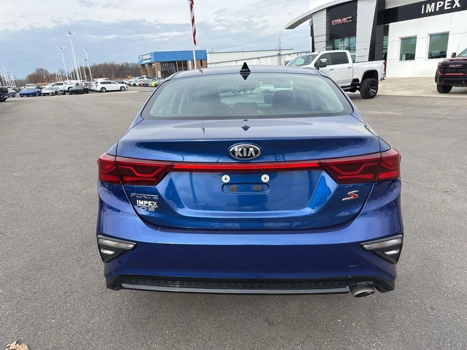 2019 Kia Forte - Image 4 of 12