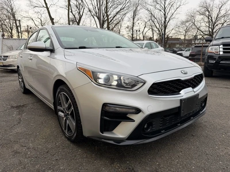 2019 Kia Forte - Image 3 of 12