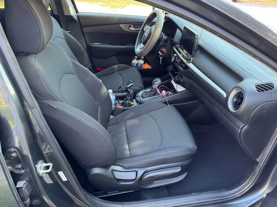 2019 Kia Forte - Image 6 of 7