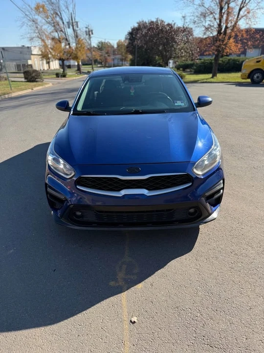 2019 Kia Forte - Image 2 of 7