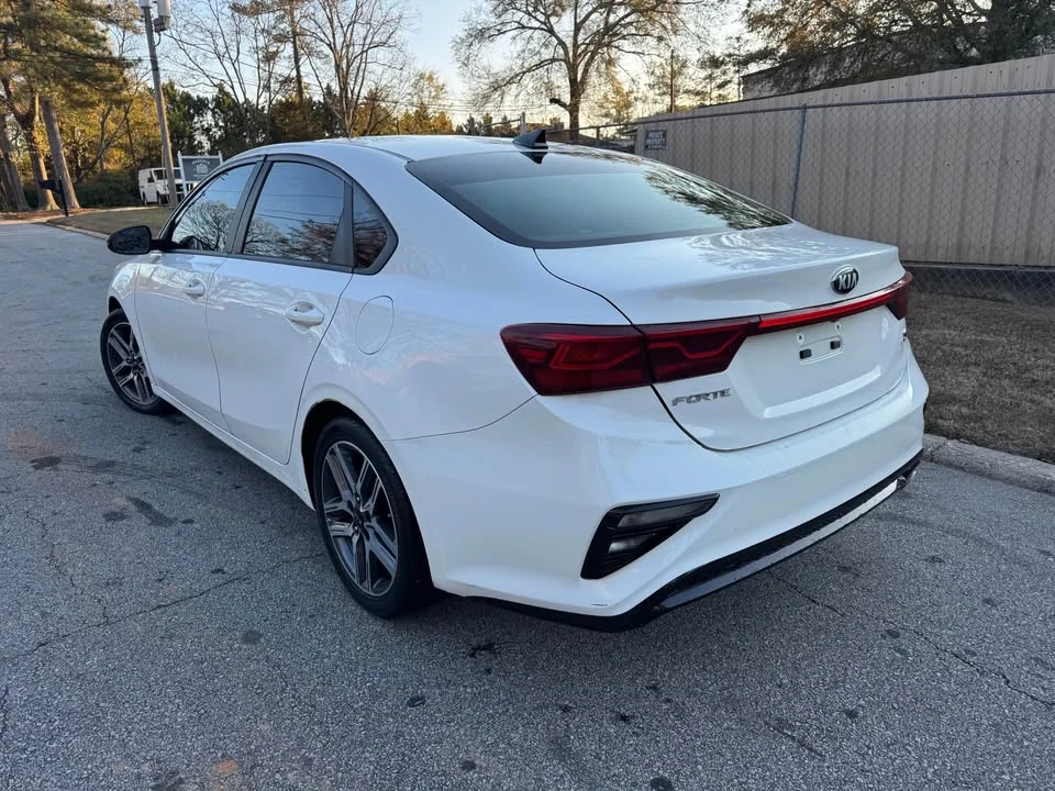 2019 Kia Forte - Image 3 of 11