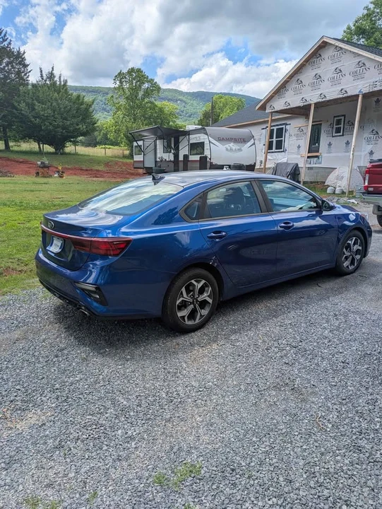 2019 Kia Forte - Image 3 of 8