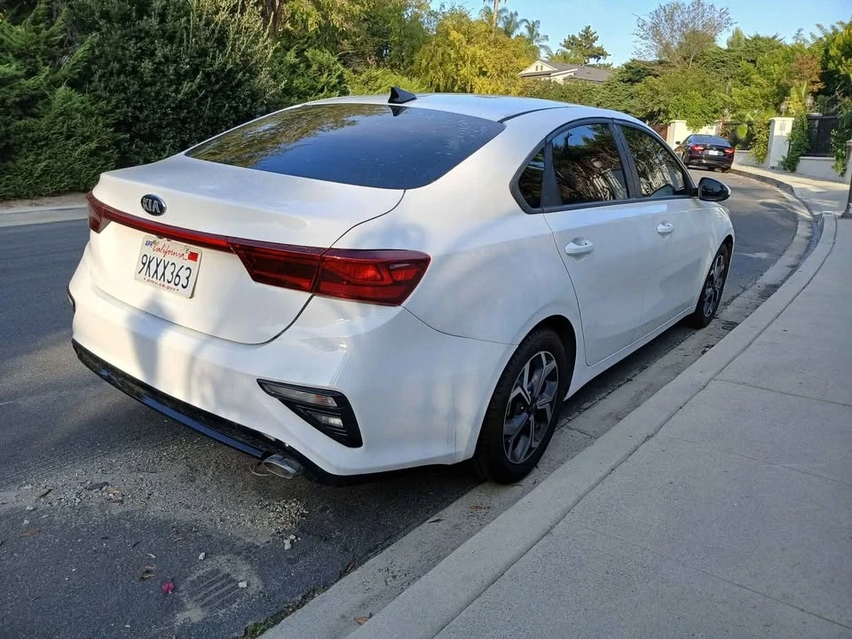 2019 Kia Forte - Image 4 of 5