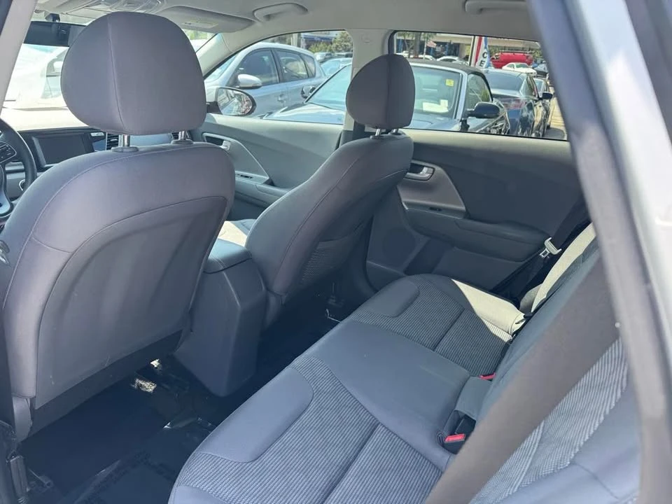 2019 Kia Niro - Image 15 of 17