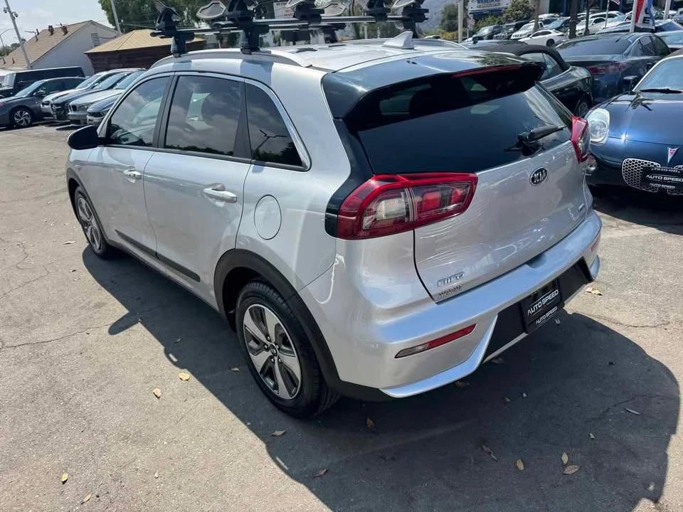 2019 Kia Niro - Image 4 of 17