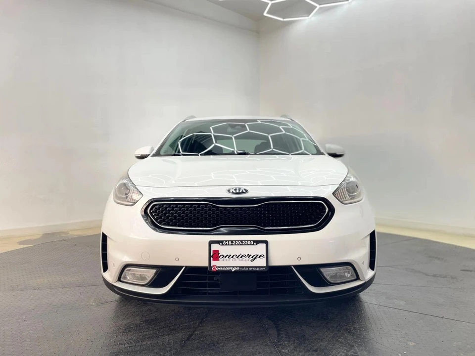 2019 Kia Niro - Image 9 of 21