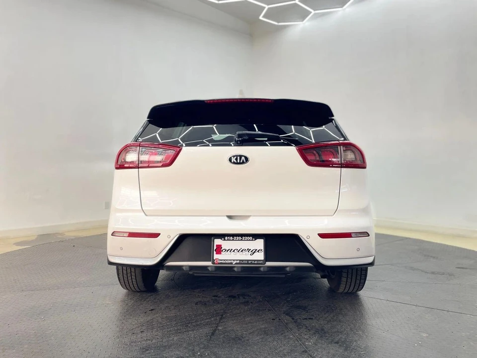 2019 Kia Niro - Image 5 of 21