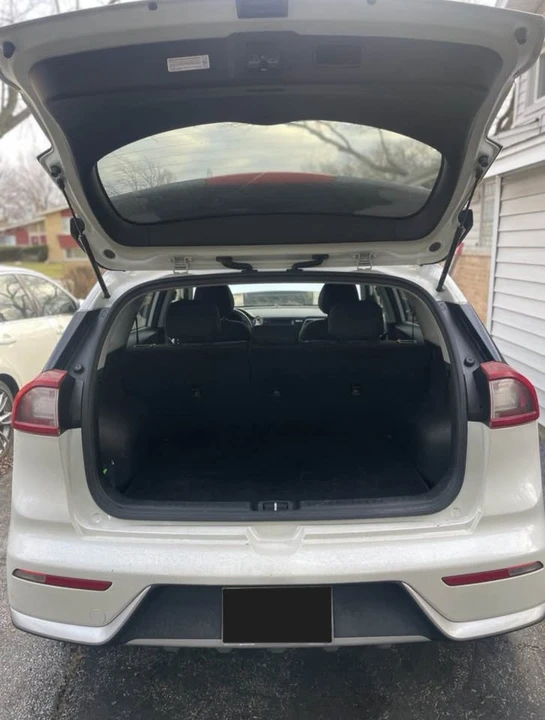 2019 Kia Niro - Image 11 of 13