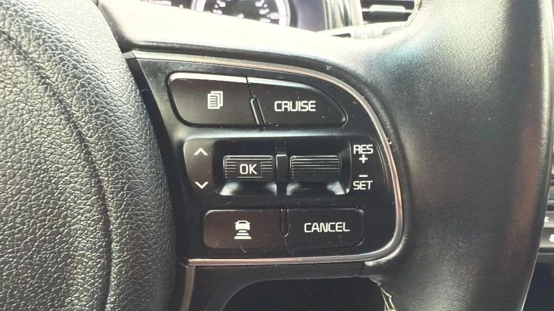 2019 Kia Niro - Image 11 of 12