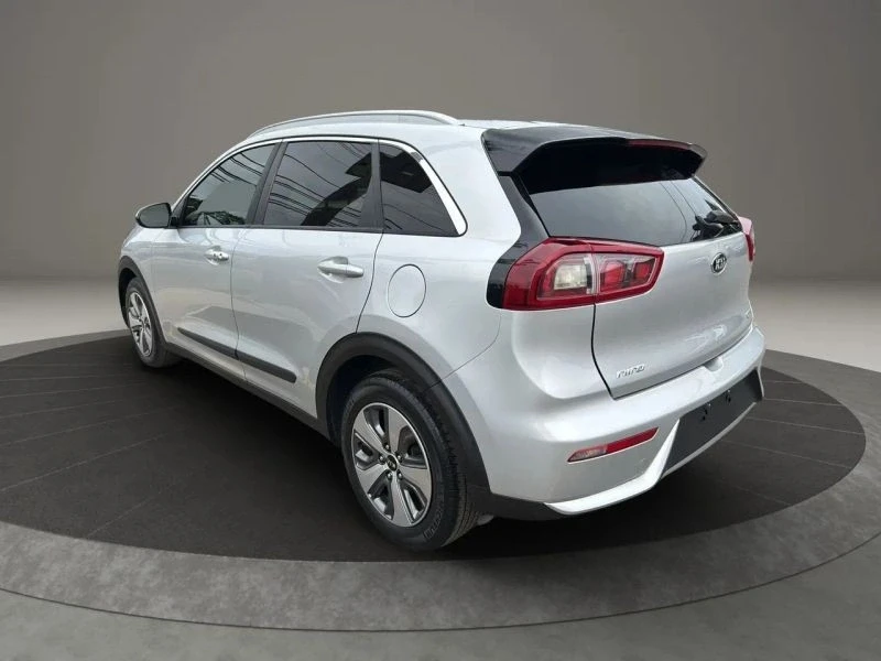 2019 Kia Niro - Image 7 of 12