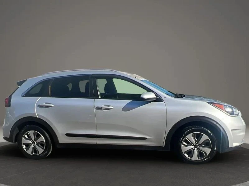 2019 Kia Niro - Image 4 of 12