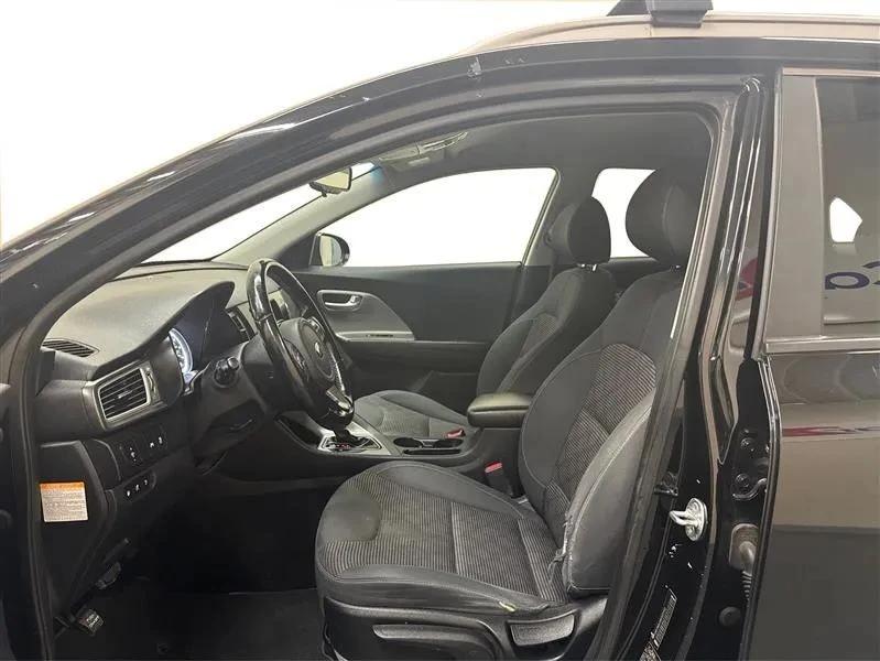 2019 Kia Niro - Image 9 of 12