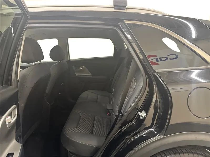 2019 Kia Niro - Image 10 of 12