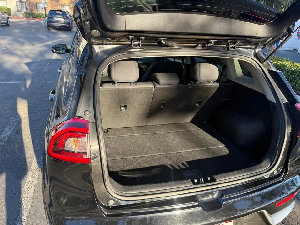 2019 Kia Niro - Image 17 of 20