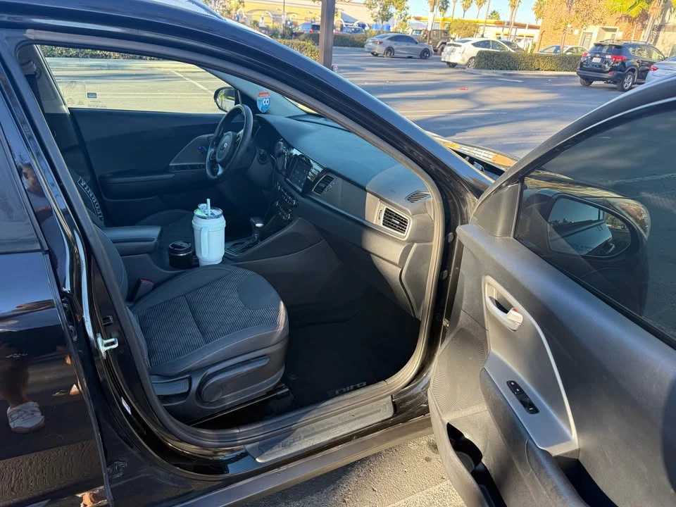 2019 Kia Niro - Image 13 of 20