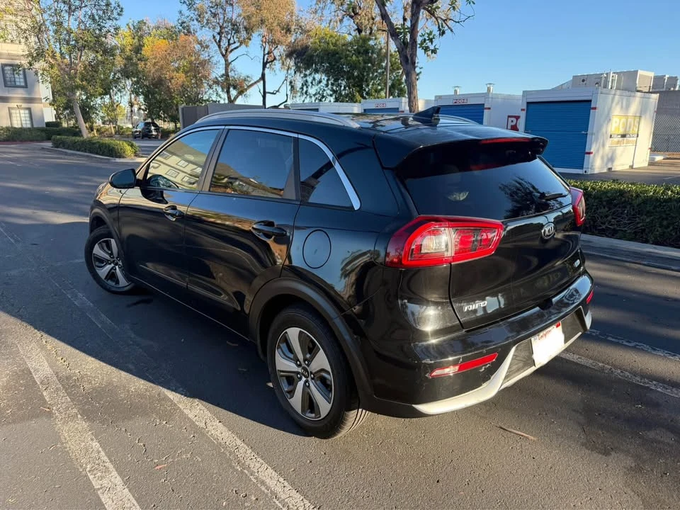 2019 Kia Niro - Image 7 of 20