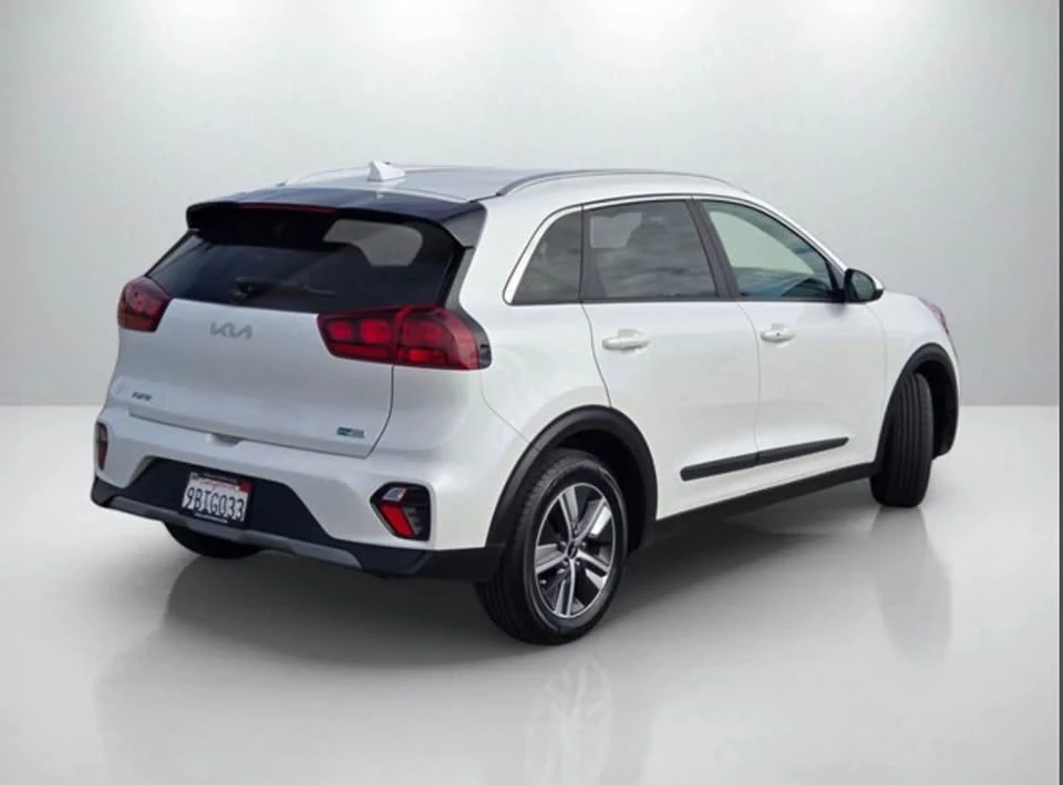 2019 Kia Niro - Image 2 of 10