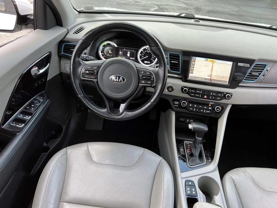 2019 Kia Niro - Image 16 of 21