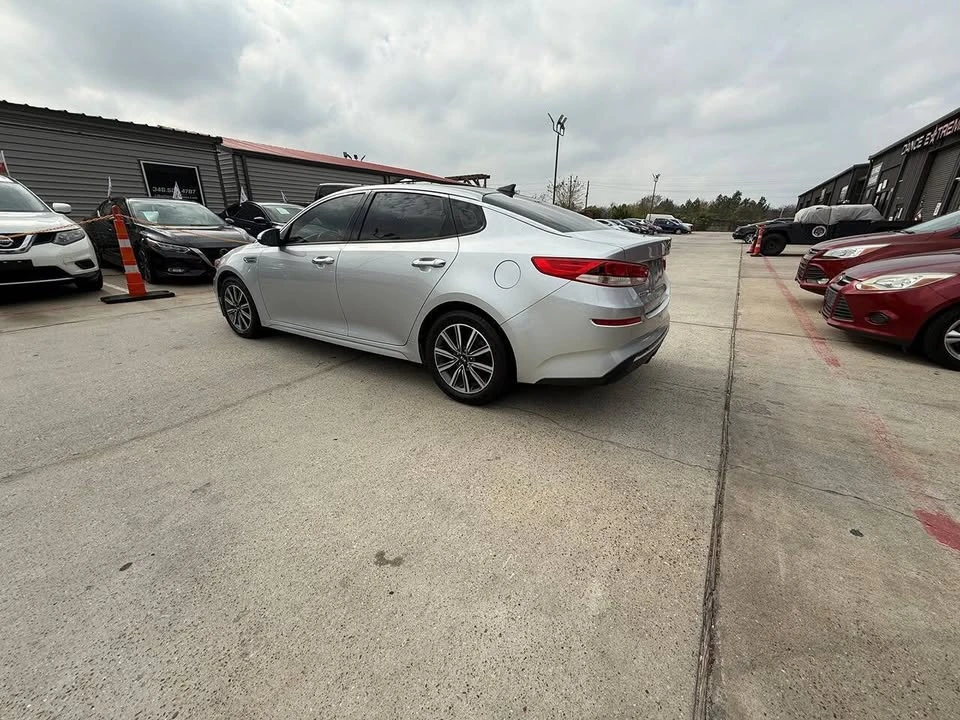 2019 Kia Optima/K5 - Image 17 of 20