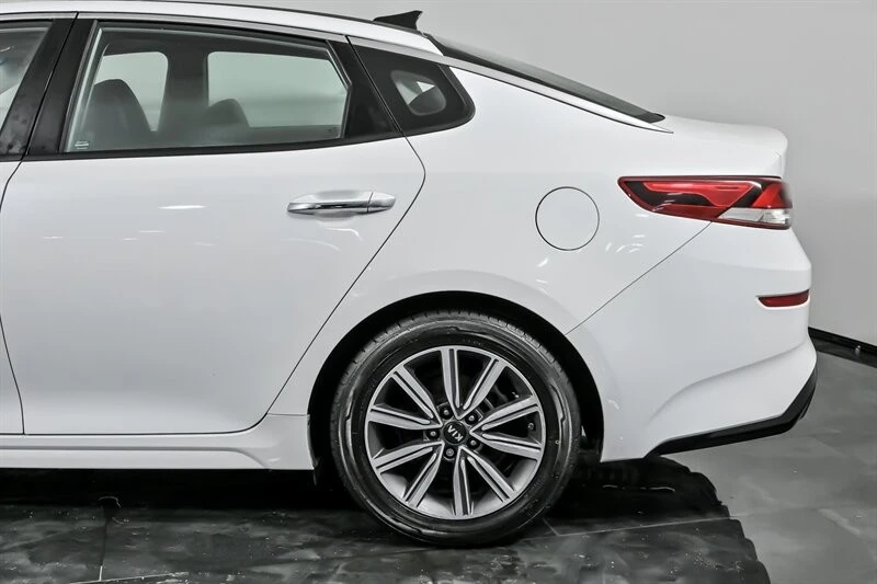 2019 Kia Optima/K5 - Image 8 of 12