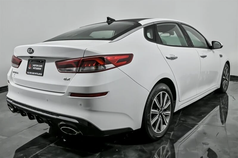 2019 Kia Optima/K5 - Image 10 of 12