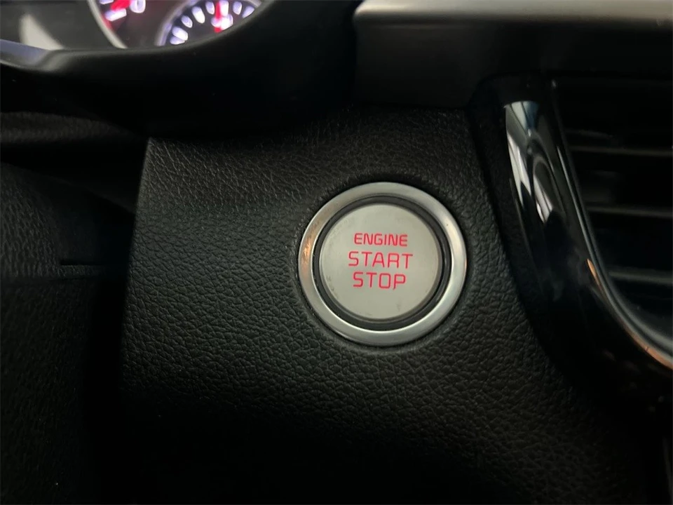 2019 Kia Optima/K5 - Image 15 of 21