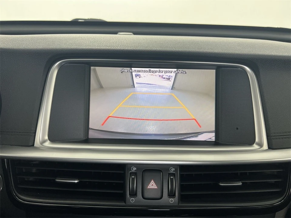 2019 Kia Optima/K5 - Image 13 of 21