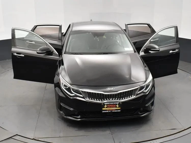 2019 Kia Optima/K5 - Image 10 of 12