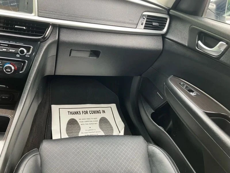 2019 Kia Optima/K5 - Image 10 of 12