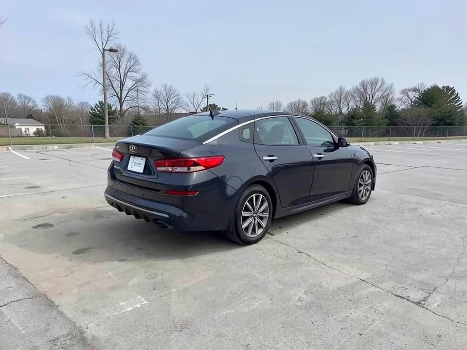 2019 Kia Optima/K5 - Image 5 of 20
