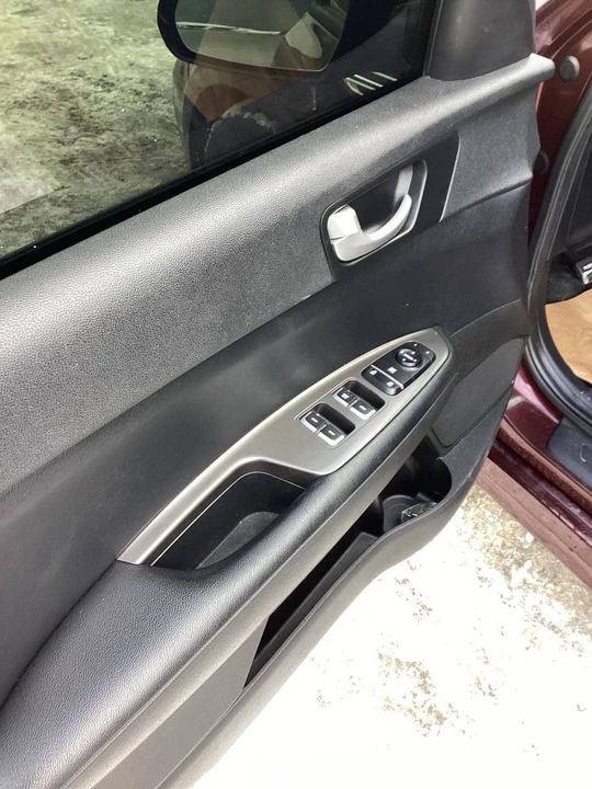 2019 Kia Optima/K5 - Image 9 of 15