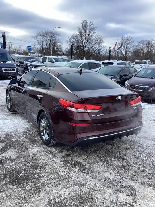 2019 Kia Optima/K5 - Image 4 of 15