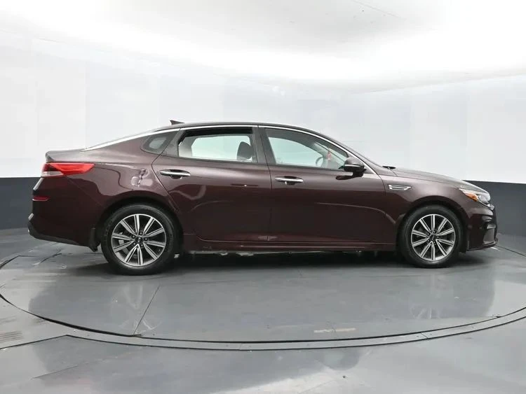 2019 Kia Optima/K5 - Image 4 of 12