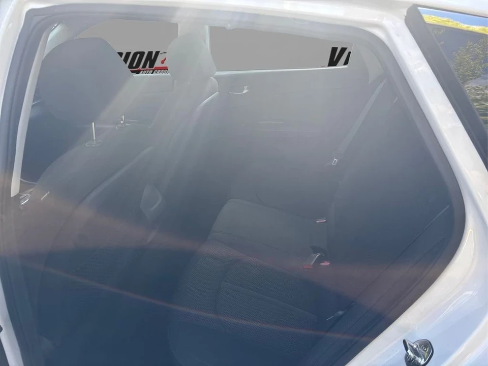 2019 Kia Optima/K5 - Image 10 of 12