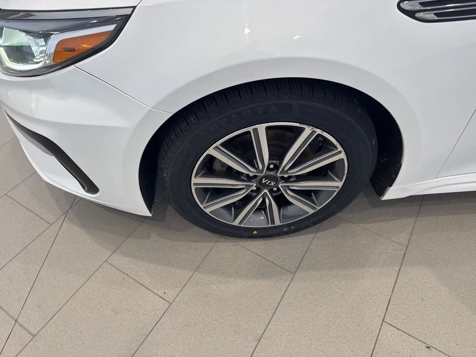 2019 Kia Optima/K5 - Image 10 of 12
