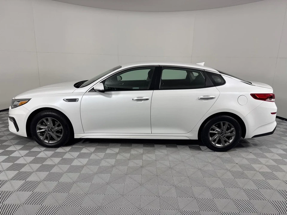 2019 Kia Optima/K5 - Image 9 of 21