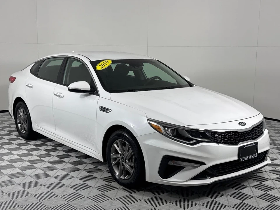 2019 Kia Optima/K5 - Image 3 of 21