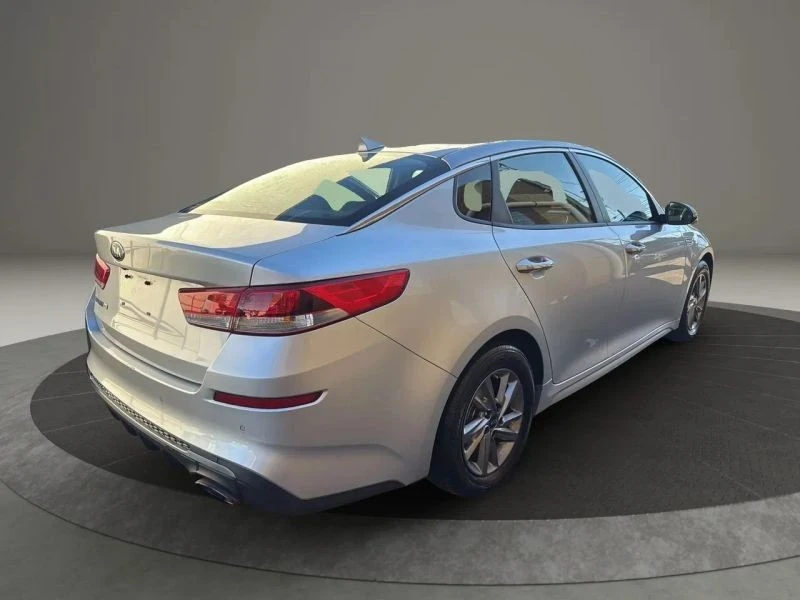 2019 Kia Optima/K5 - Image 5 of 12